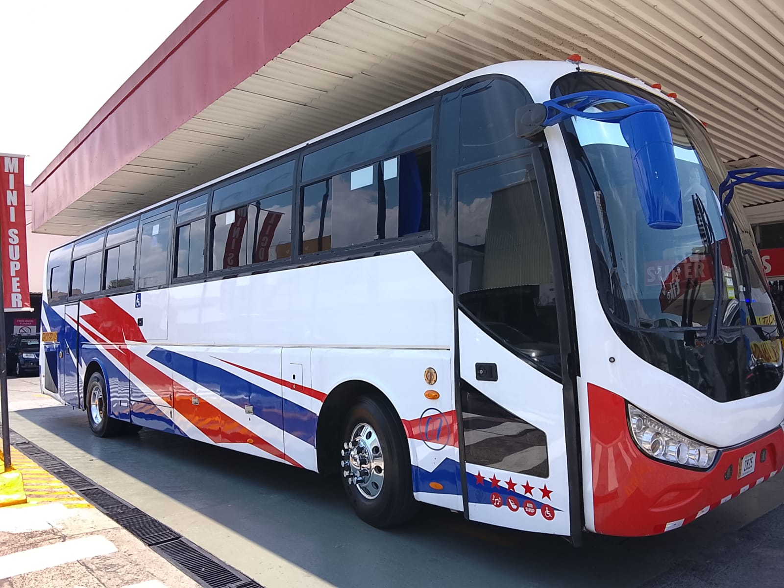 Autobús 16